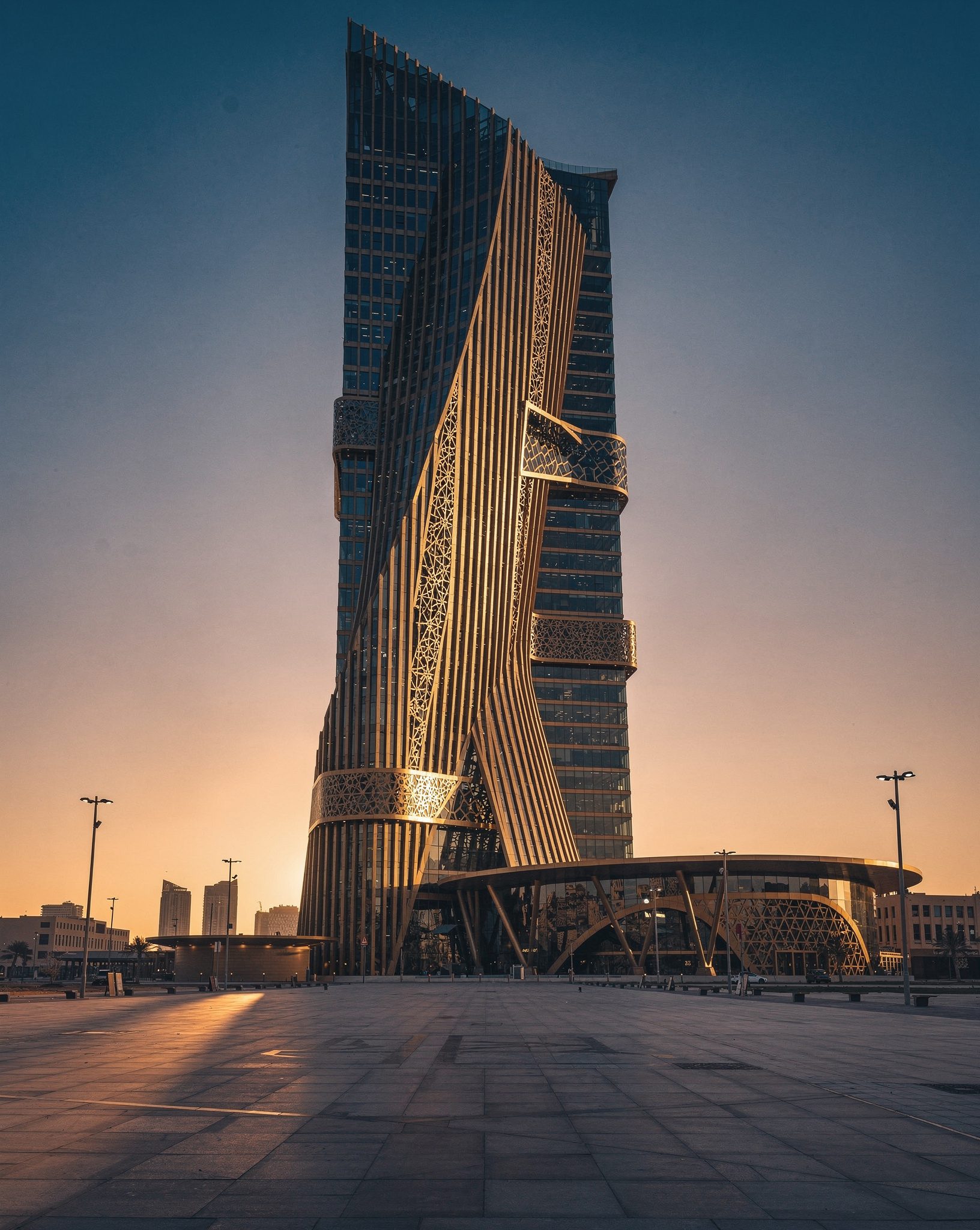 Gulf Emirates Architecture: 5 Breathtaking Skyline Marvels